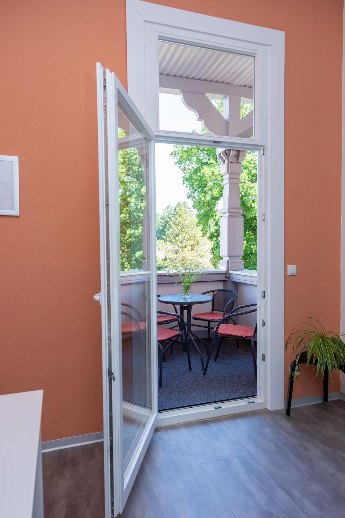 Moderne Ferienwohnung In Alter Villa Georgenthal  Exterior foto